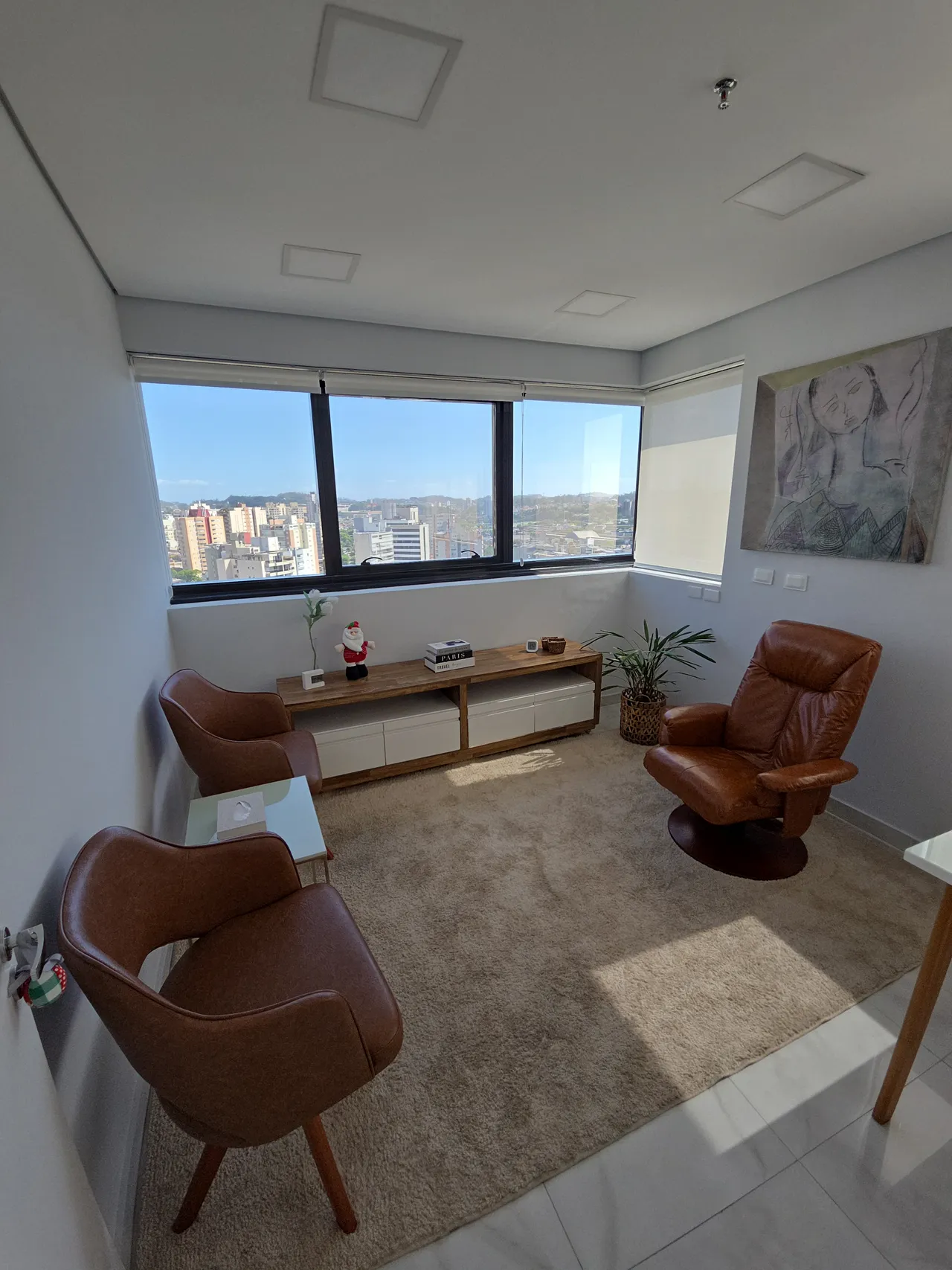 Sala de terapia com poltronas